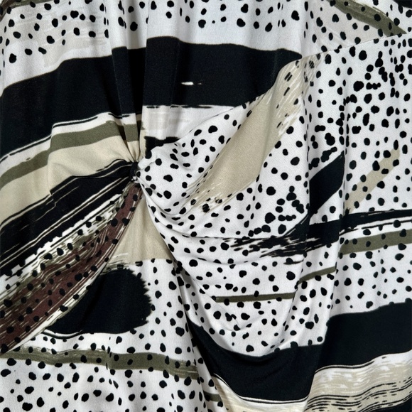 DKNY Crew Neck Short Sleeve Top Front Knot and Gathering Size Petite Small - Picture 7 of 11